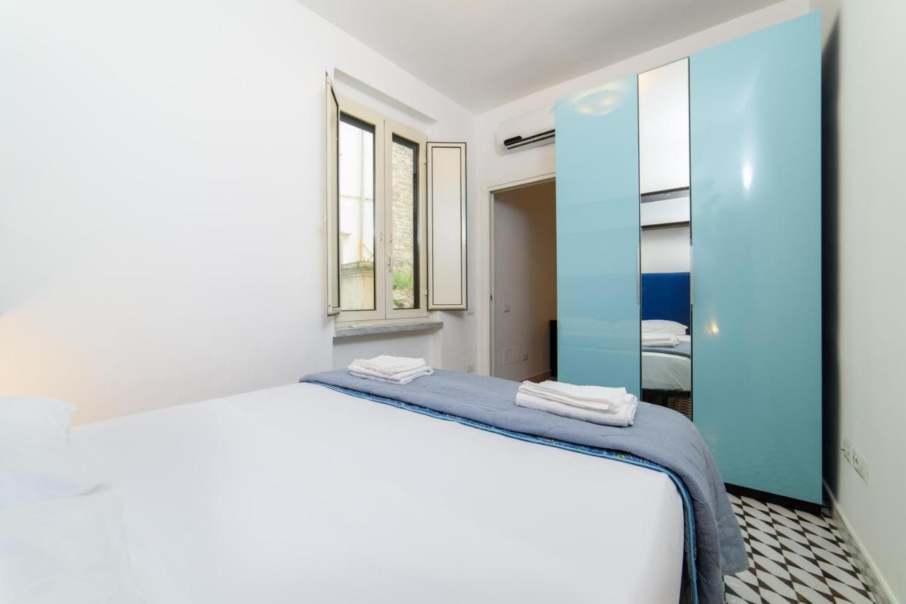 Centro Storico - Wifi & Cucina Apartment ซาแลร์โน ภายนอก รูปภาพ
